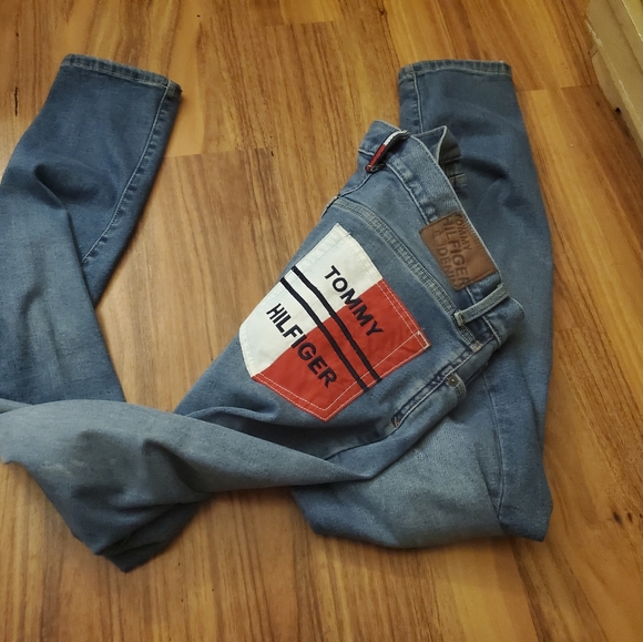 Tommy Hilfiger Lot